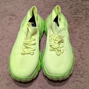 Slipon Neon yellow Sneakers
